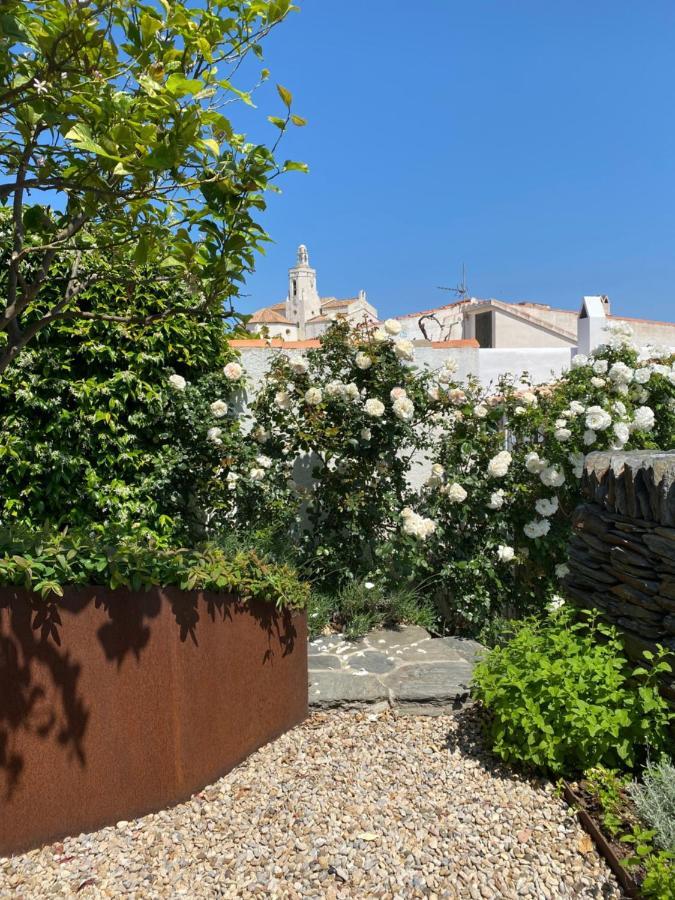 Centric Townhouse With Sea View - Casa Marta Vila Cadaqués Exterior foto