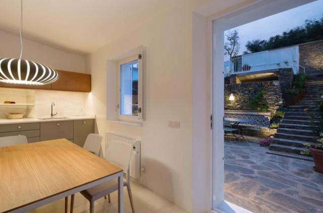 Centric Townhouse With Sea View - Casa Marta Vila Cadaqués Exterior foto