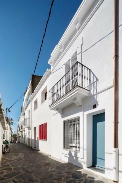 Centric Townhouse With Sea View - Casa Marta Vila Cadaqués Exterior foto