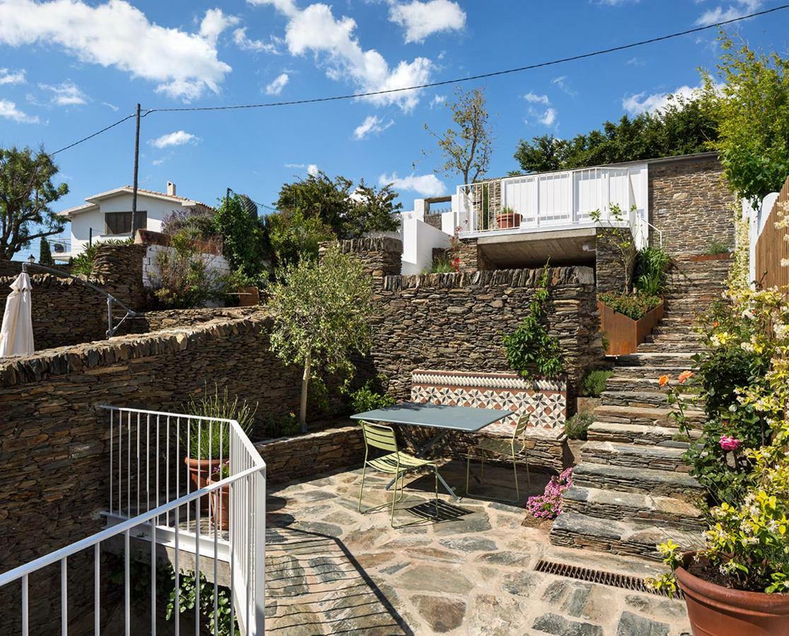 Centric Townhouse With Sea View - Casa Marta Vila Cadaqués Exterior foto