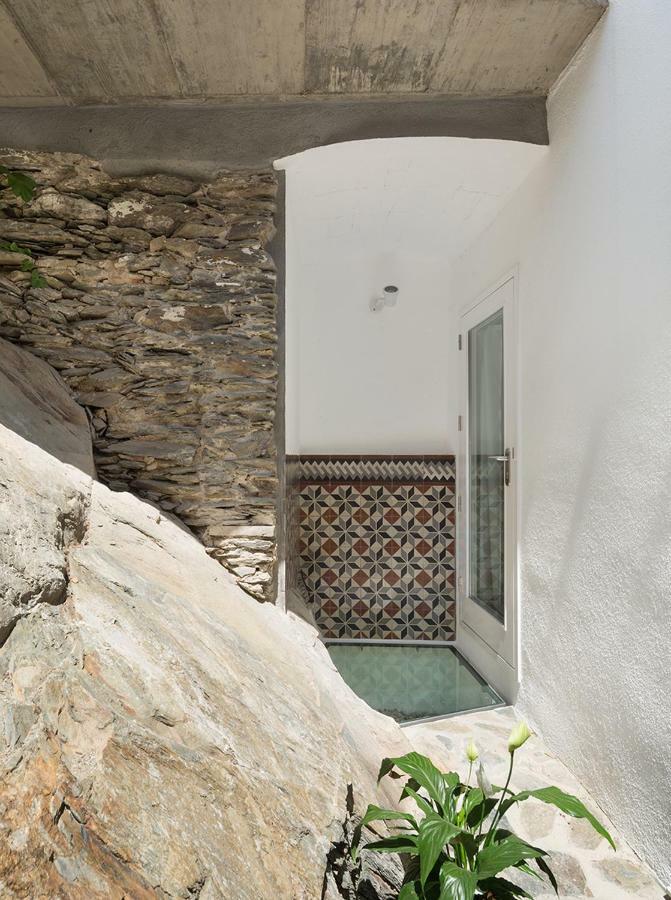 Centric Townhouse With Sea View - Casa Marta Vila Cadaqués Exterior foto
